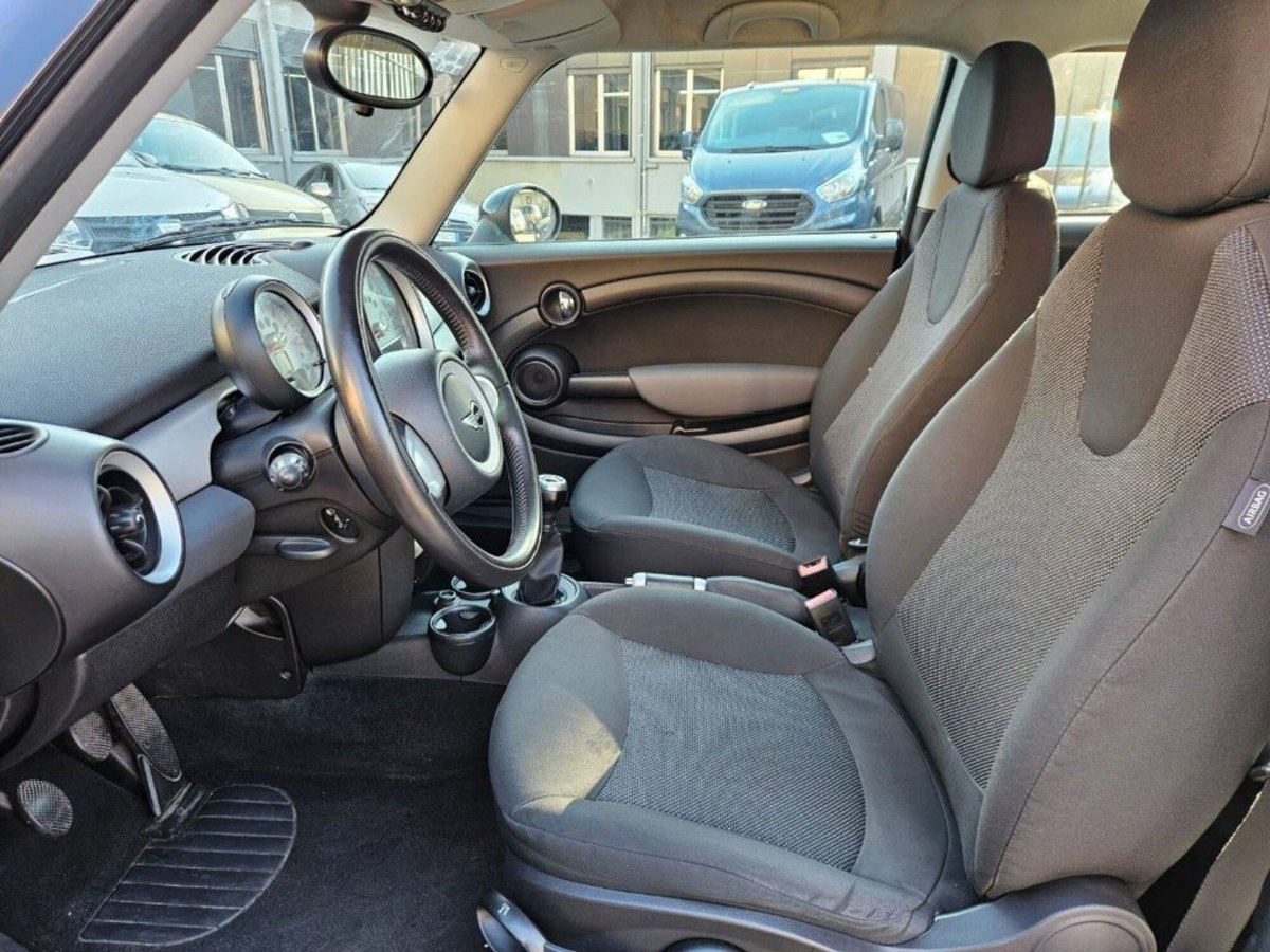 MINI Mini Clubman 1.6 16V Cooper D Clubman (7)