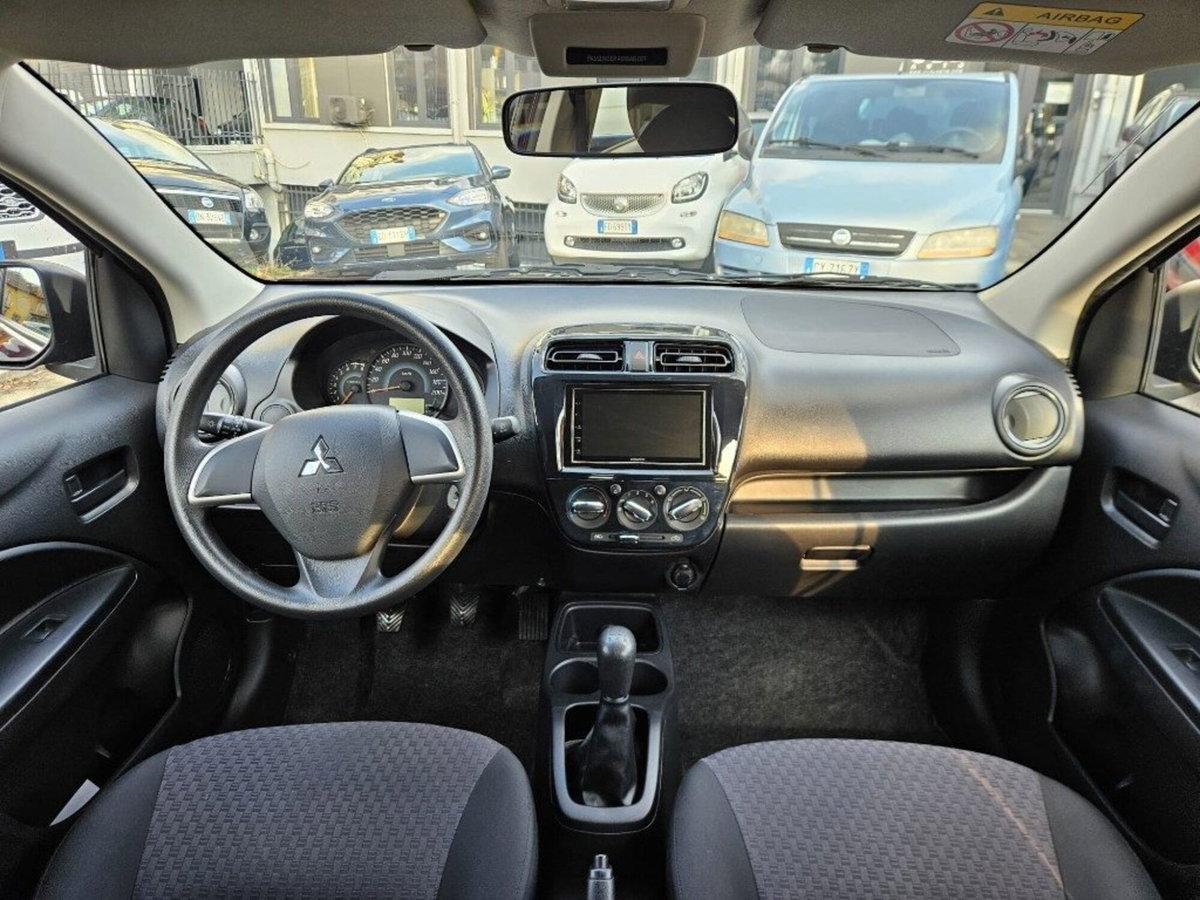 Mitsubishi Space Star 1.0 Invite (10)