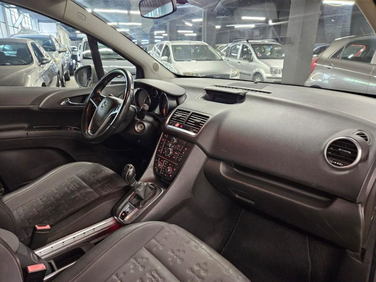 Opel Meriva 1.3 CDTI 95CV ecoFLECosmo (10)