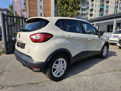 Renault Captur 1.5 dCi 8V 90 CV Start&Stop Project Runway (4)