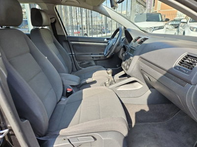 Volkswagen Golf 1.9 TDI 5p. Trendline (8)