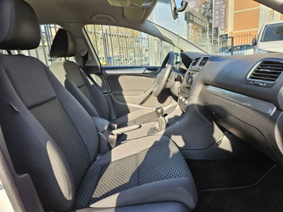 Volkswagen Golf 1.6 TDI DPF 5p. Comfortline (11)