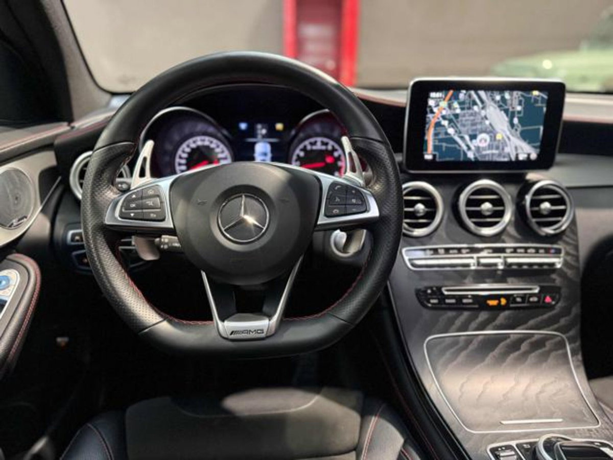 Mercedes-Benz GLC Coupé 43 4Matic Coupé AMG (13)