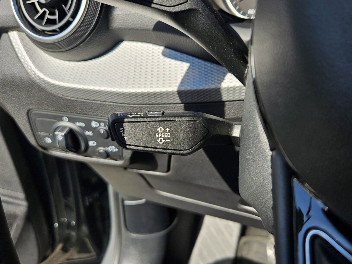 Audi Q2 Q2 1.6 TDI Business (15)