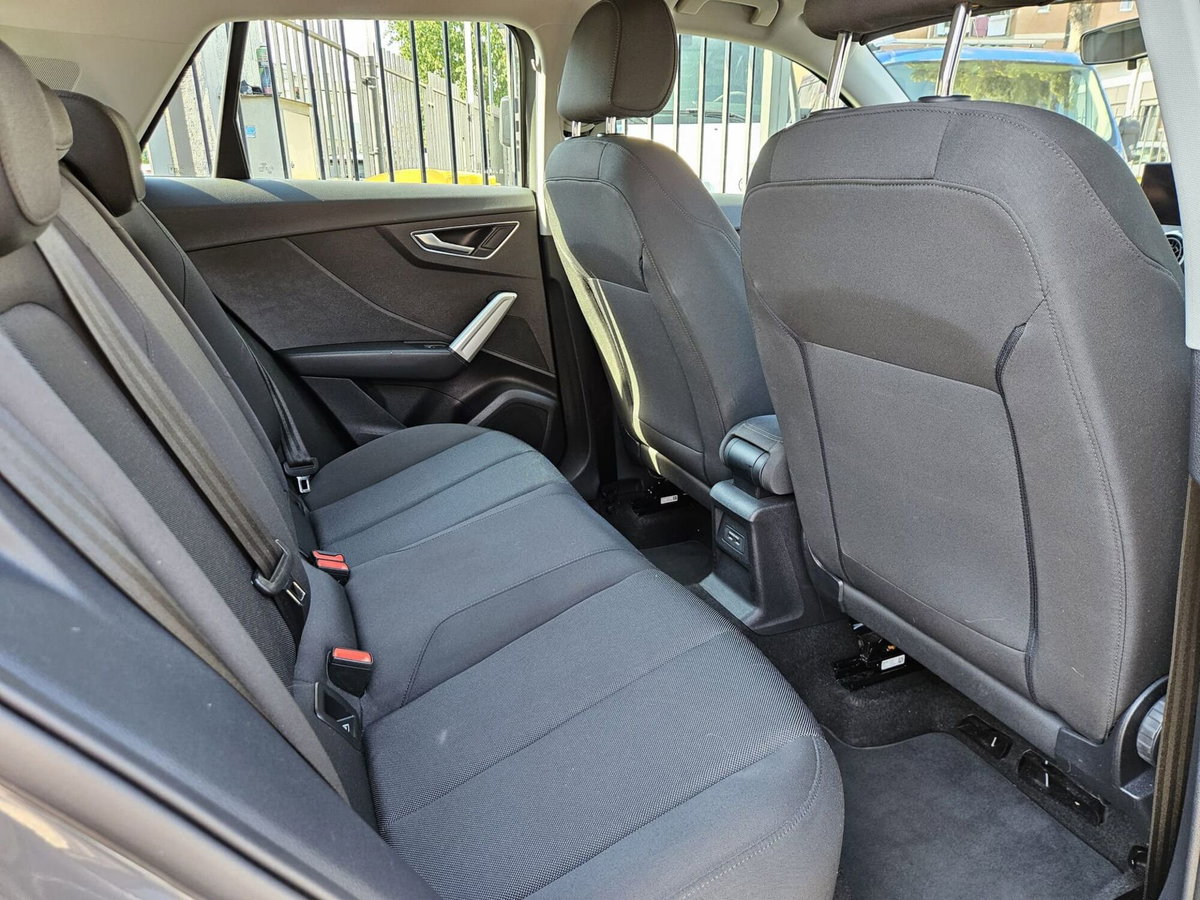 Audi Q2 Q2 1.6 TDI Business (17)