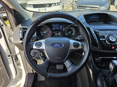 Ford Kuga 2.0 TDCI 150 CV S&S 4WD Titanium (12)
