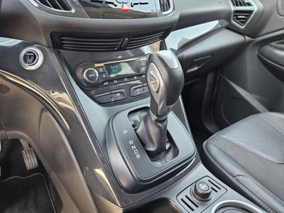 Ford Kuga 2.0 TDCI 150 CV S&S 4WD Titanium (16)