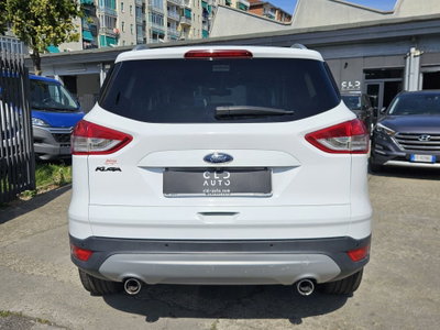Ford Kuga 2.0 TDCI 150 CV S&S 4WD Titanium (5)