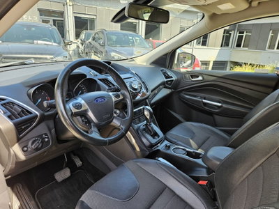 Ford Kuga 2.0 TDCI 150 CV S&S 4WD Titanium (7)