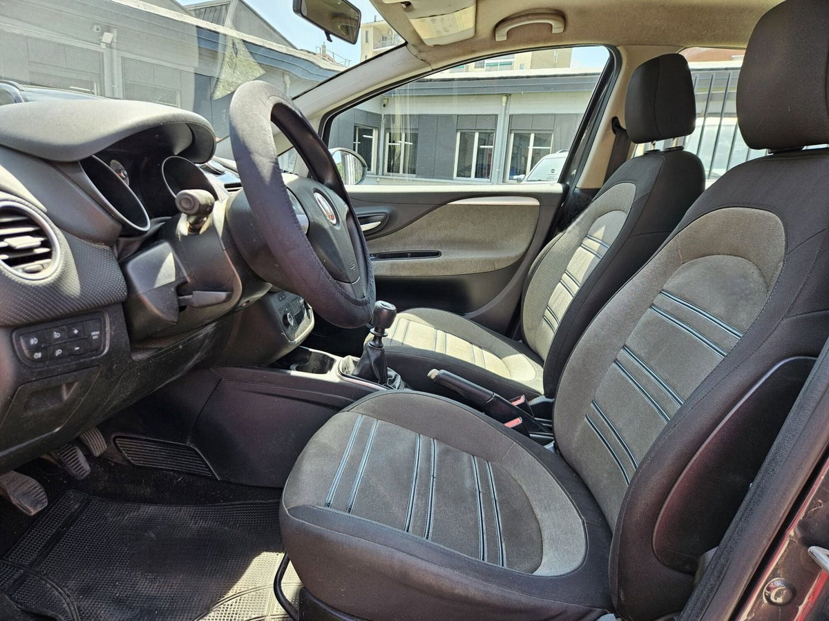 Fiat Punto Evo 1.4 5 porte S&S Active (5)