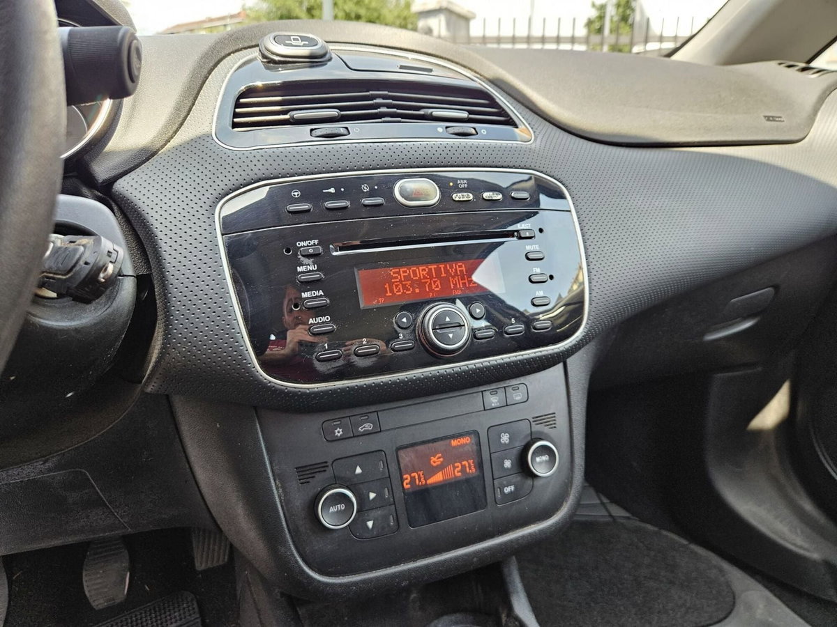 Fiat Punto Evo 1.4 5 porte S&S Active (9)