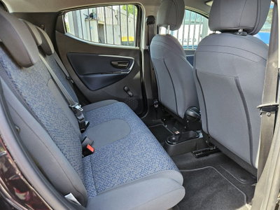 Lancia Ypsilon 1.0 FireFly 5 porte S&S Hybrid Ecochic Silver (13)