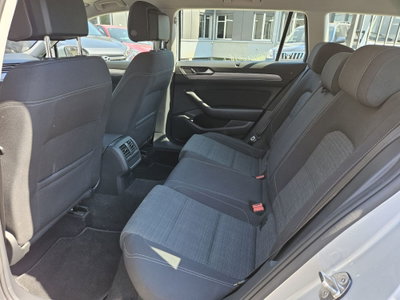 Volkswagen Passat Variant 1.6 TDI SCR DSG Business BMT (12)