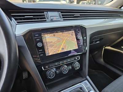 Volkswagen Passat Variant 1.6 TDI SCR DSG Business BMT (14)