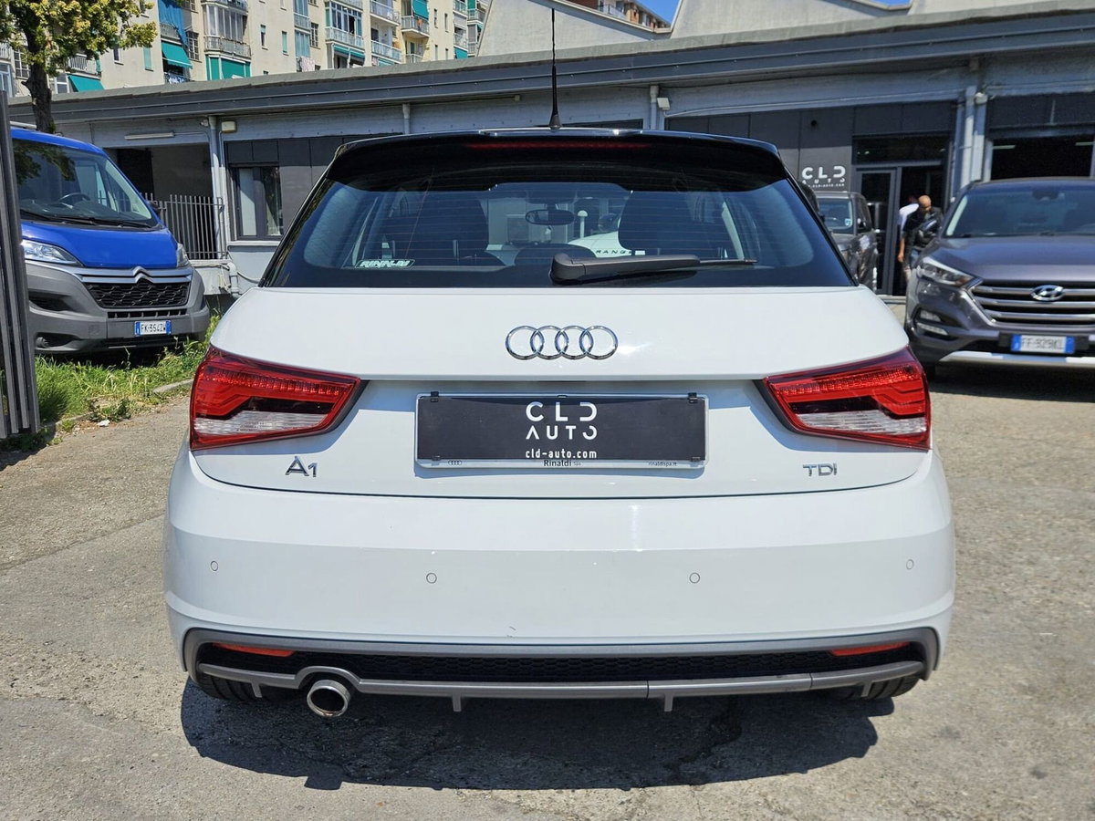 Audi A1 Sportback 1.4 TDI S tronic (5)