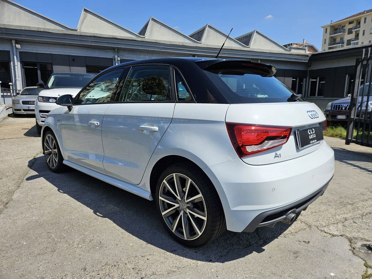 Audi A1 Sportback 1.4 TDI S tronic (6)