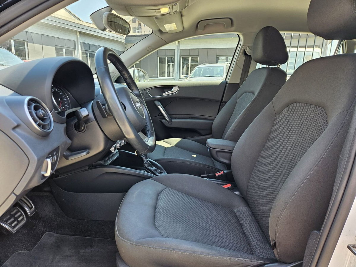 Audi A1 Sportback 1.4 TDI S tronic (8)