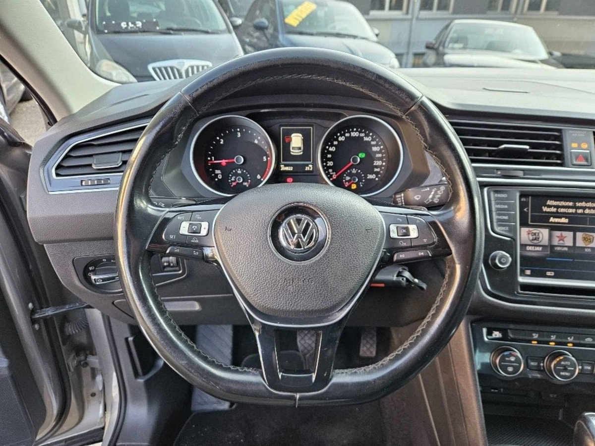 Volkswagen Tiguan Allspace 2.0 TDI SCR DSG 4MOTION Elegance (13)