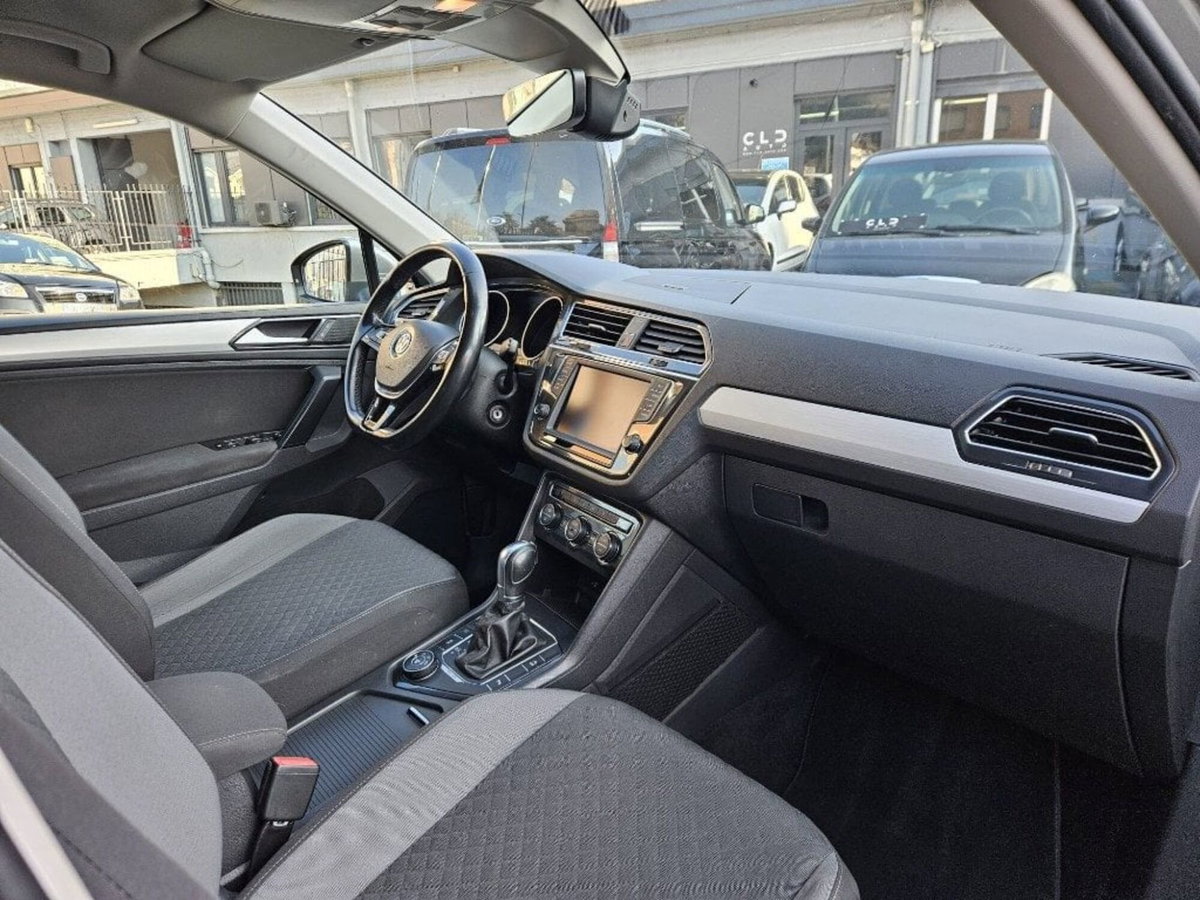 Volkswagen Tiguan Allspace 2.0 TDI SCR DSG 4MOTION Elegance (16)