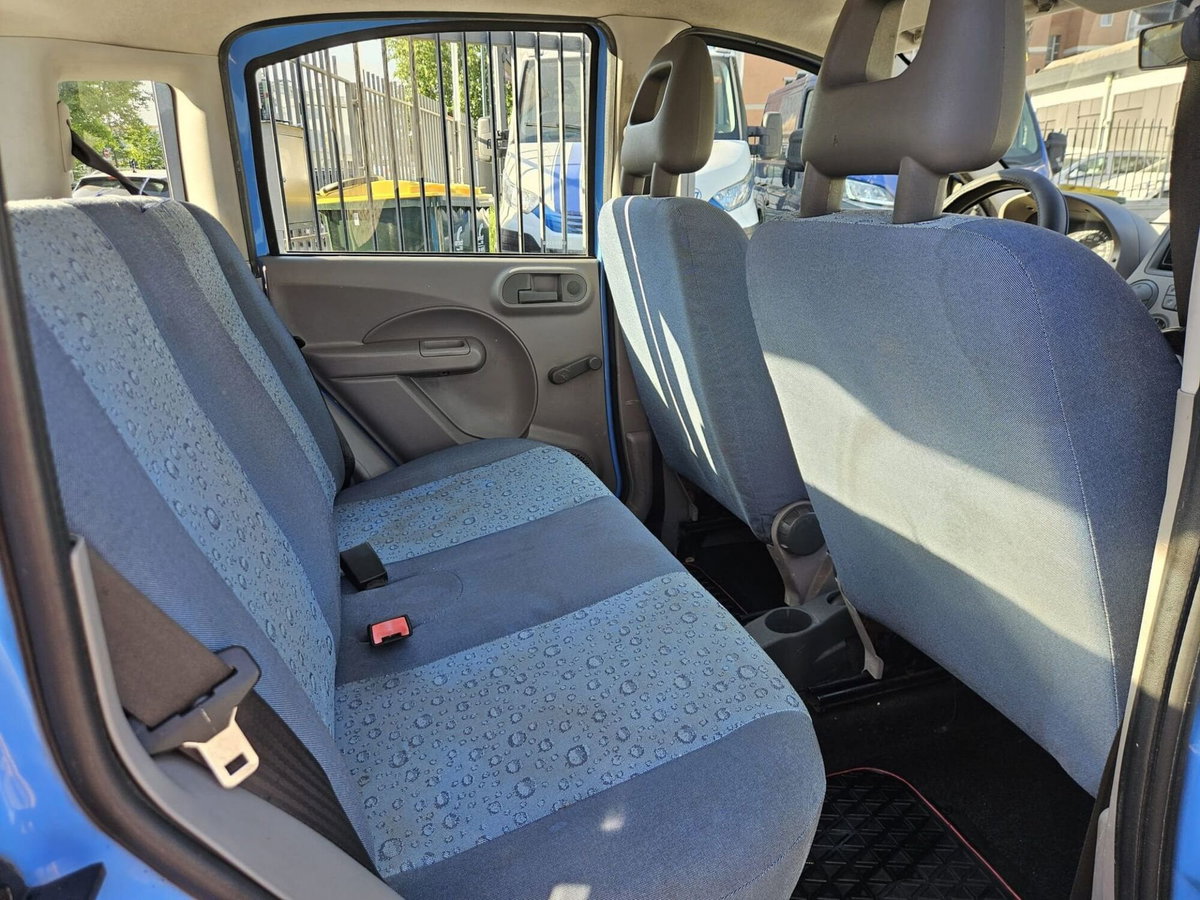 Fiat Panda 1.1 Active (7)