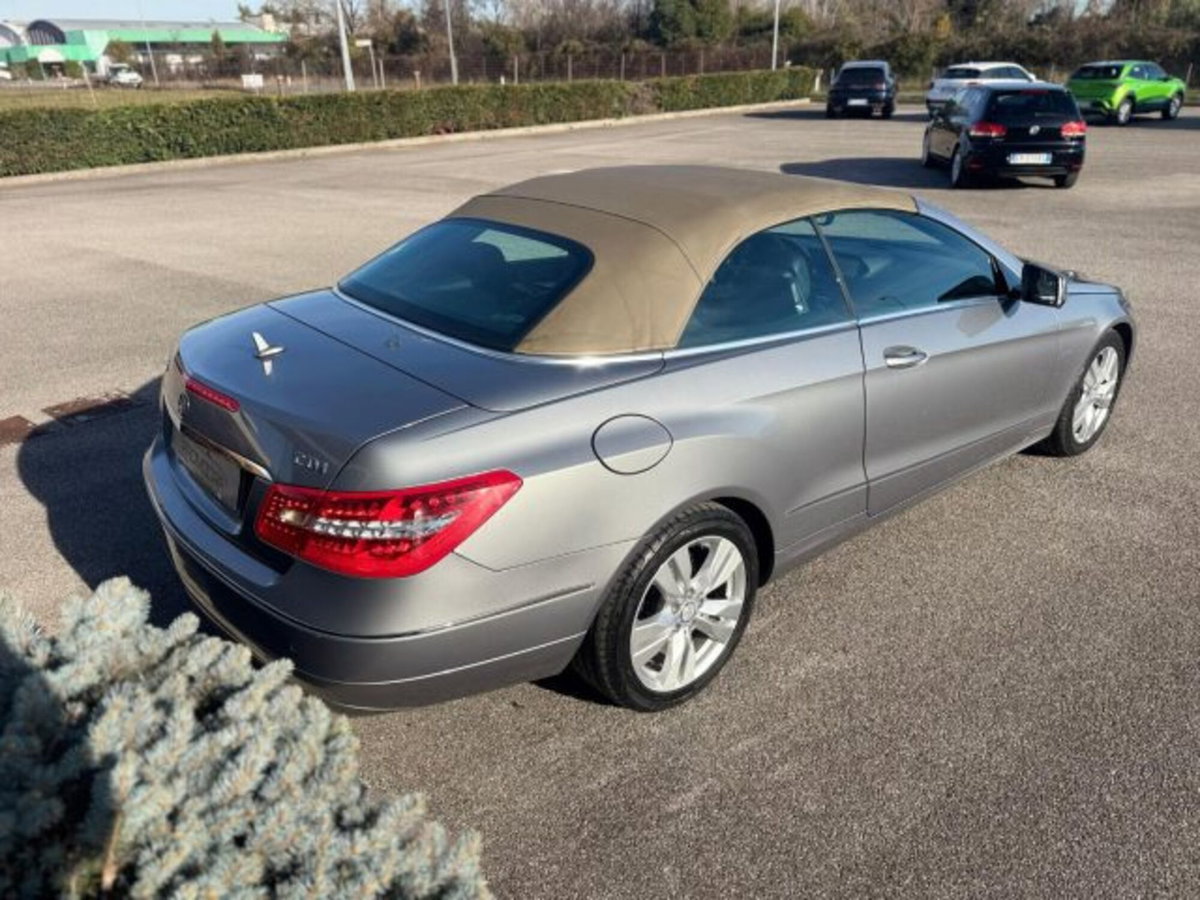 Mercedes-Benz Classe E Cabrio 250 CDI Cabrio BlueEFFICIENCY (5)