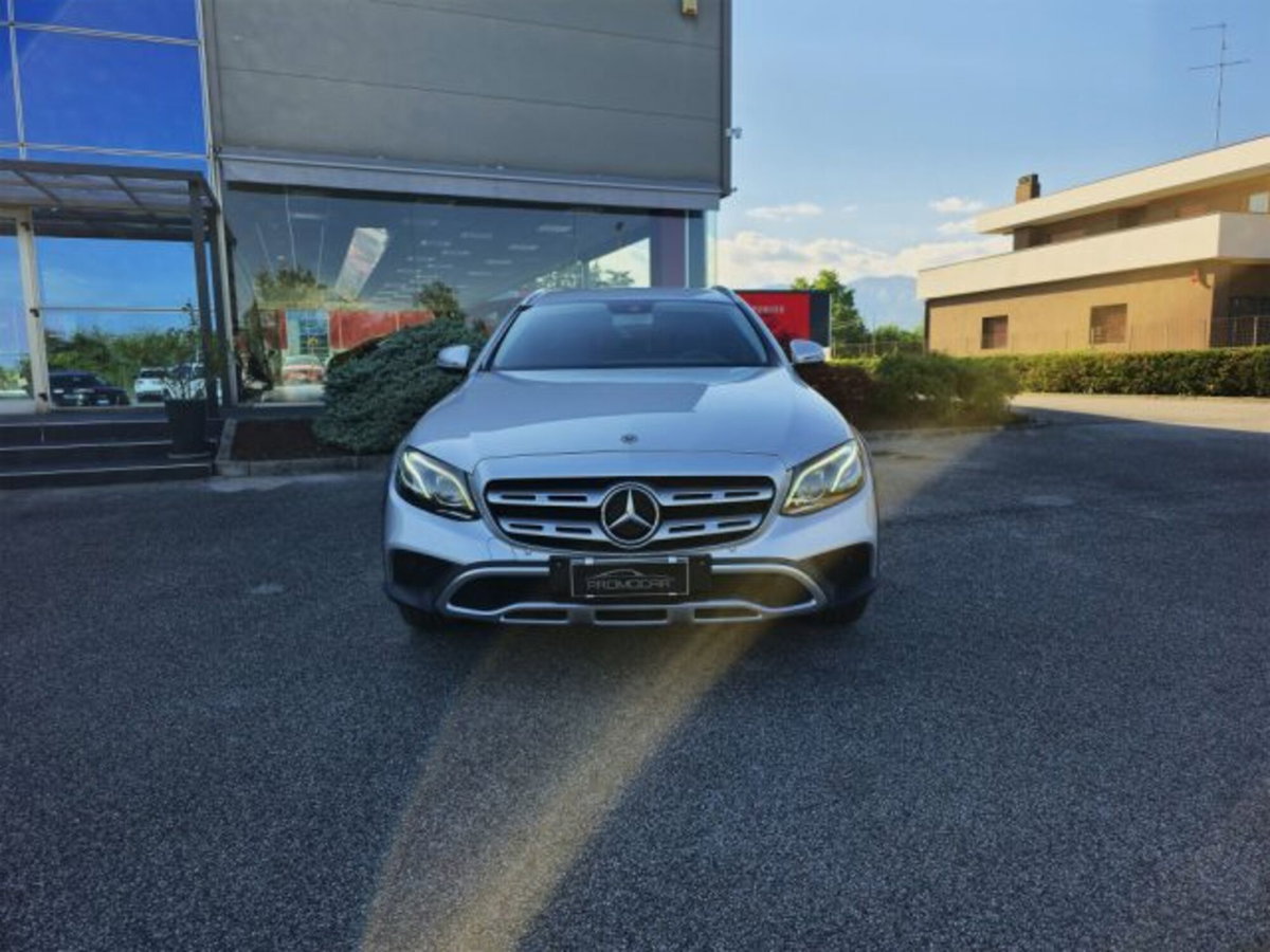 Mercedes-Benz Classe E Station Wagon 220 d 4Matic Auto Sport All-Terrain (2)
