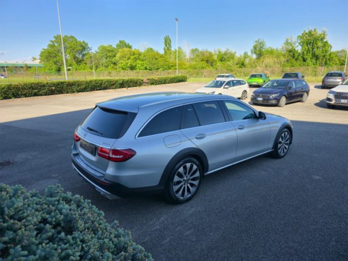 Mercedes-Benz Classe E Station Wagon 220 d 4Matic Auto Sport All-Terrain (4)