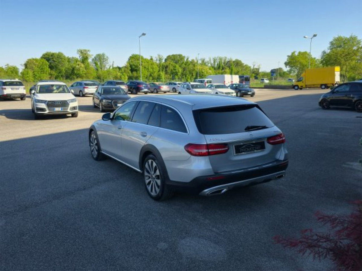 Mercedes-Benz Classe E Station Wagon 220 d 4Matic Auto Sport All-Terrain (5)