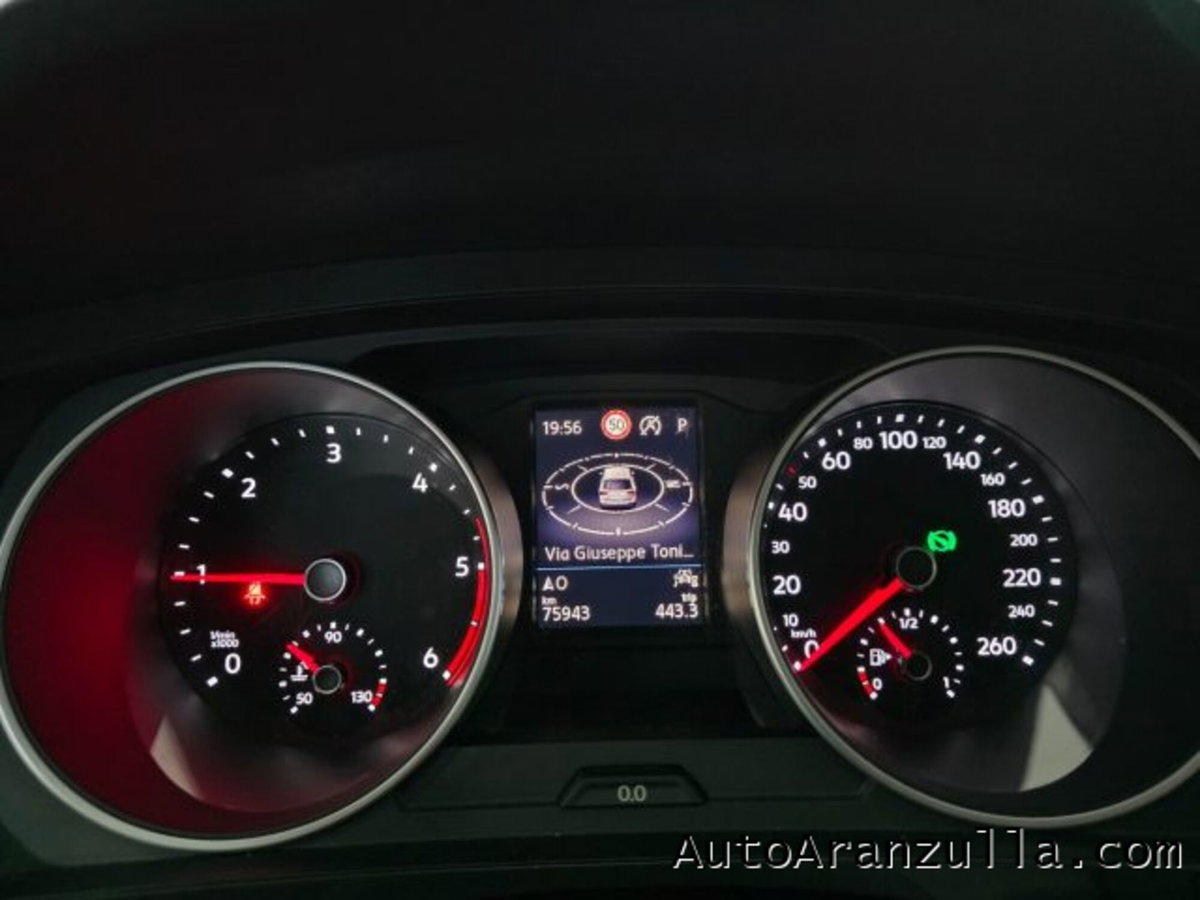 Volkswagen Tiguan 2.0 TDI 150 CV SCR DSG 4MOTION Life (16)