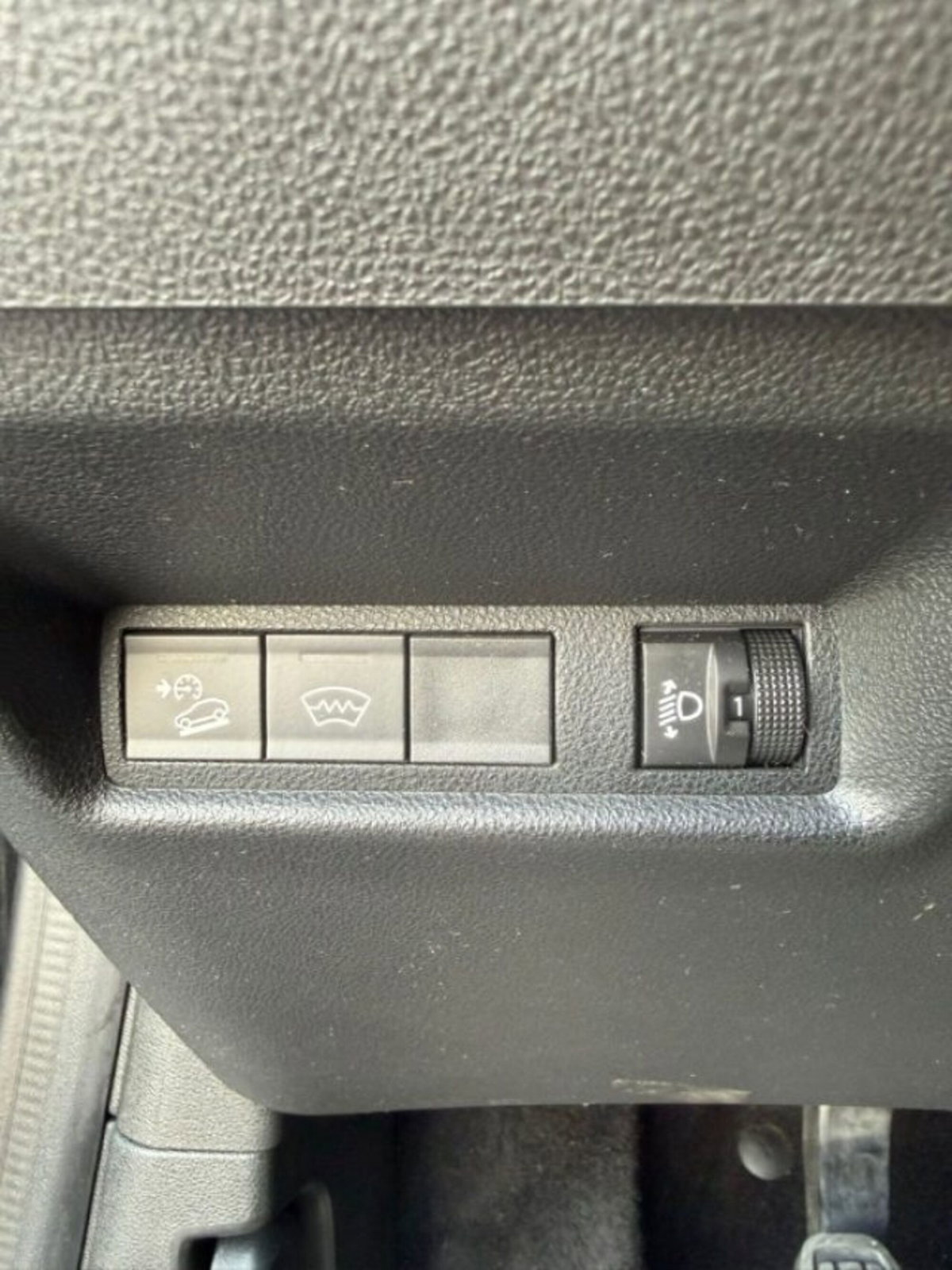 Jeep Avenger 1.2 turbo Summit fwd 100cv (20)