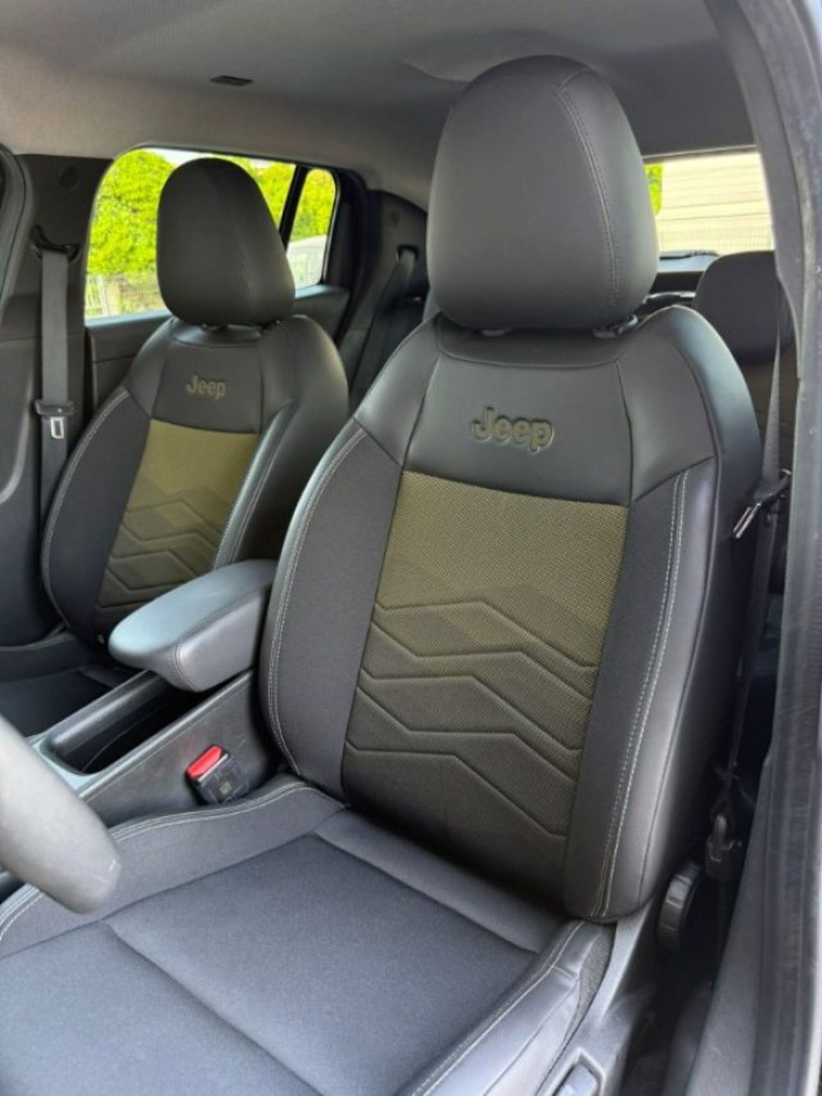 Jeep Avenger 1.2 turbo Summit fwd 100cv (9)