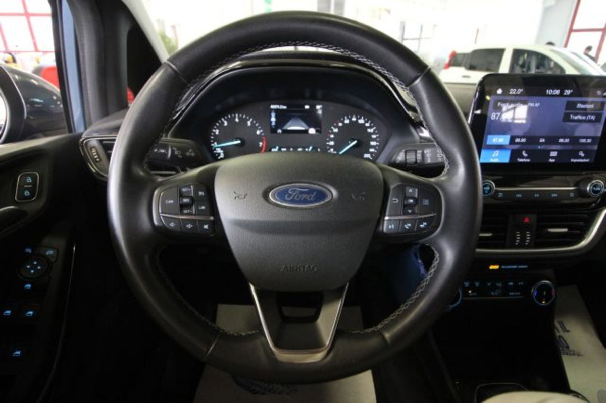 Ford Fiesta 1.0 Ecoboost Hybrid 125 CV DCT 5 porte Titanium (13)