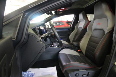 Volkswagen Golf 2.0 tsi GTI MT Ultimate 245cv (19)