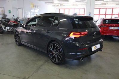 Volkswagen Golf 2.0 tsi GTI MT Ultimate 245cv (4)