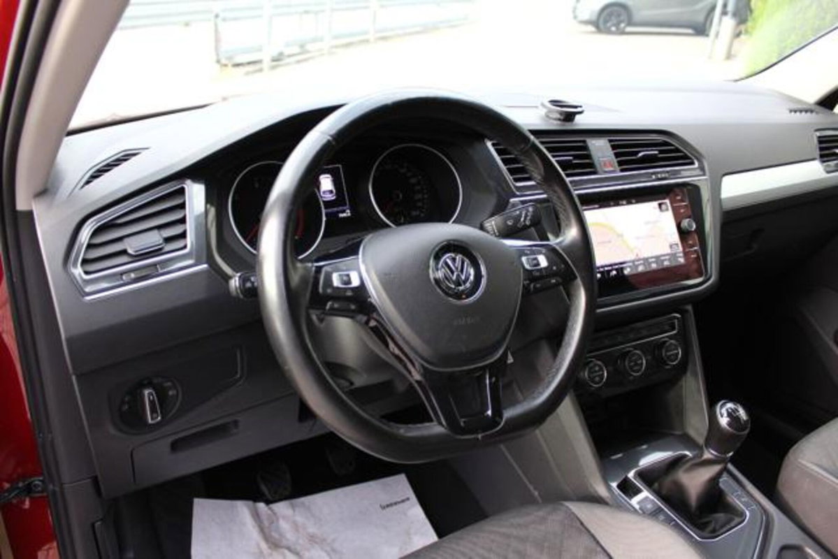 Volkswagen Tiguan 1.6 TDI SCR Sport BlueMotion Technology (10)