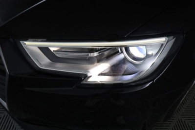 Audi A3 Sportback 2.0 TDI S tronic Business (9)
