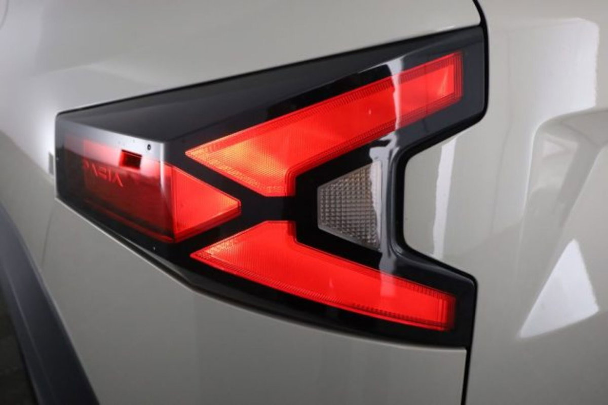 Dacia Duster 1.6 hybrid Journey 140cv (10)