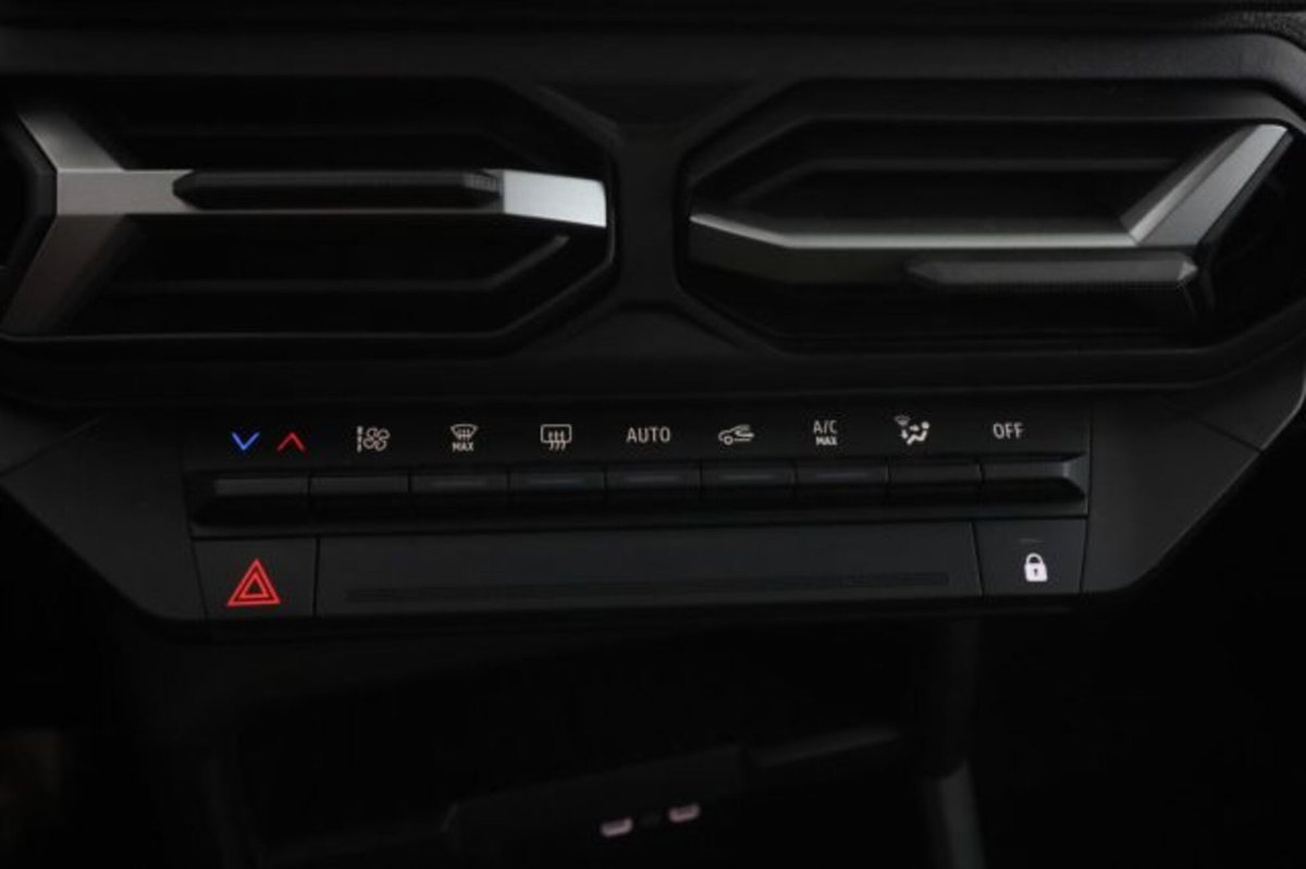 Dacia Duster 1.6 hybrid Journey 140cv (13)