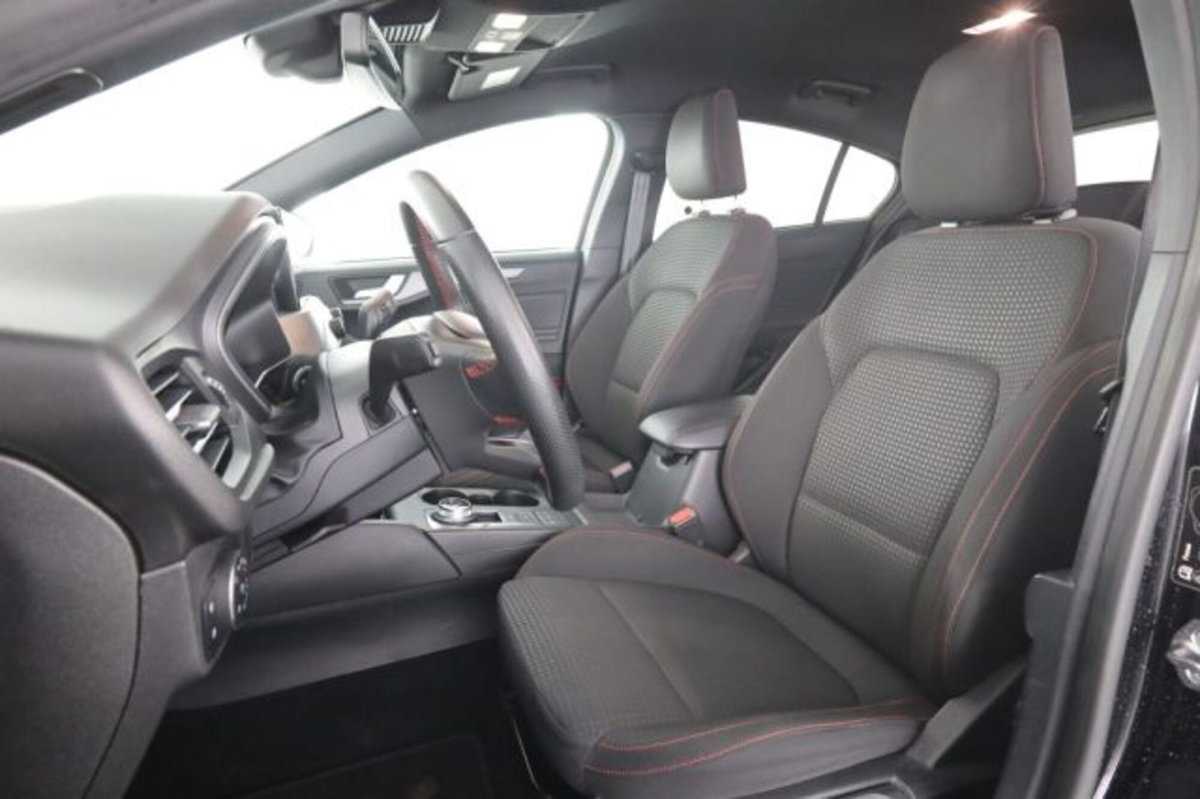 Ford Focus 1.5 EcoBlue 120 CV automatico 5p. ST-Line X (2)