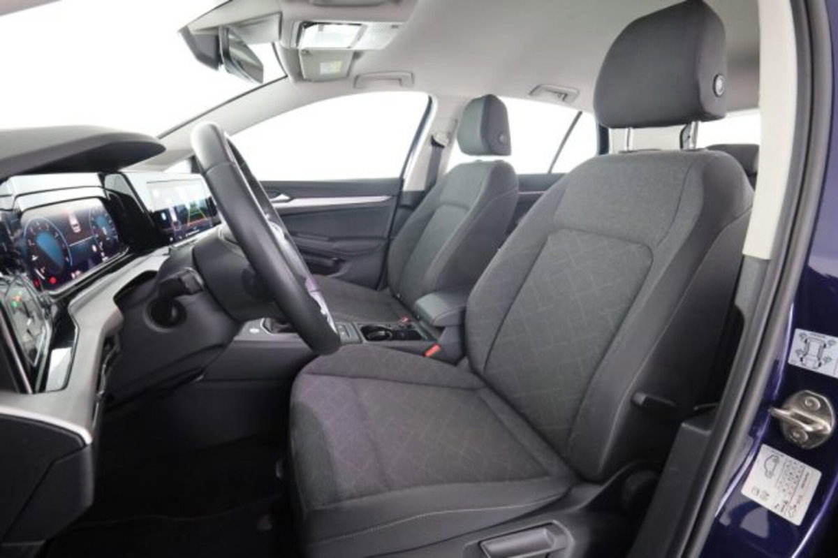 Volkswagen Golf 1.0 TSI EVO Life (10)