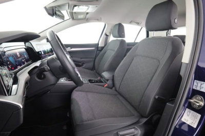 Volkswagen Golf 1.0 TSI EVO Life (10)