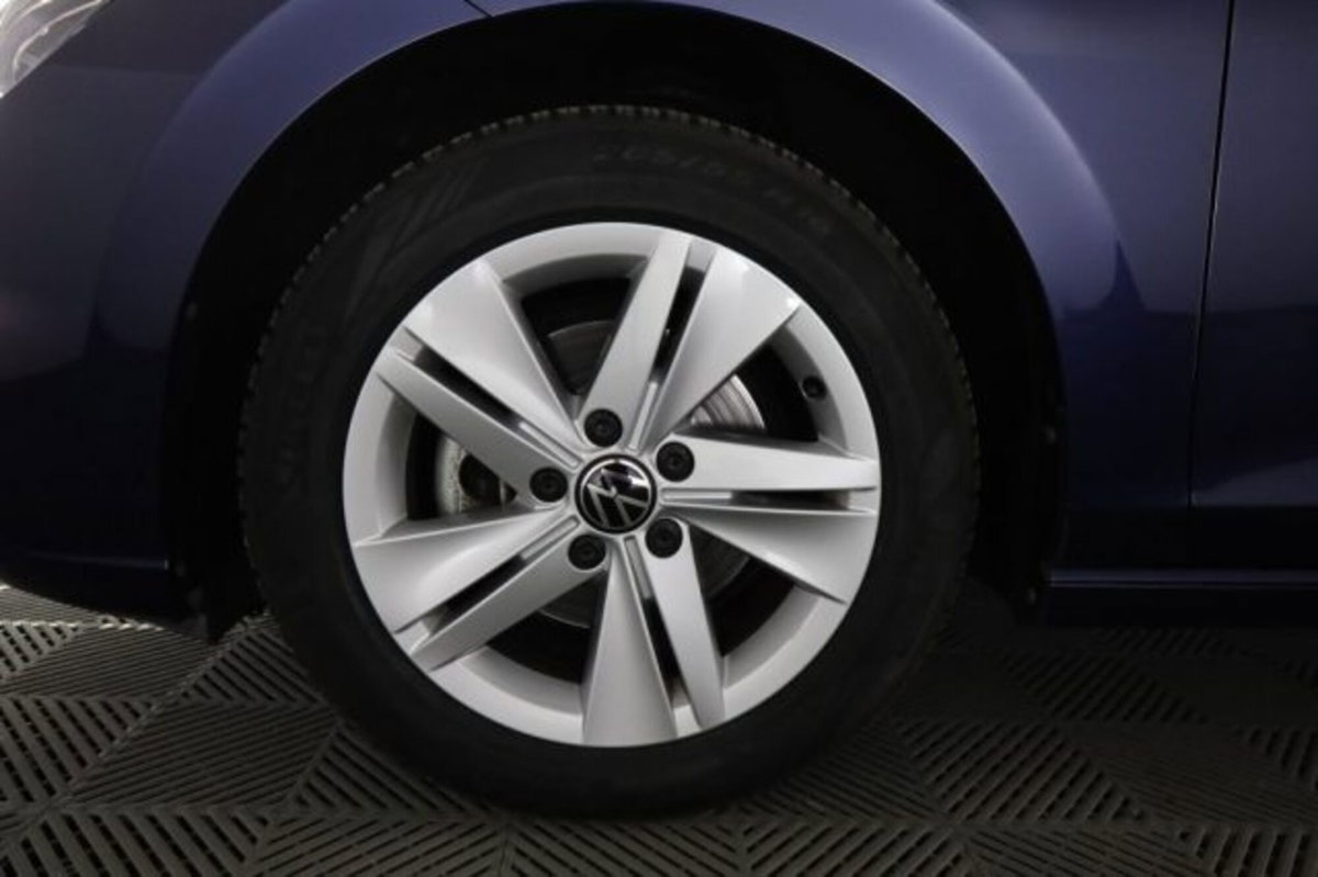Volkswagen Golf 1.0 TSI EVO Life (16)