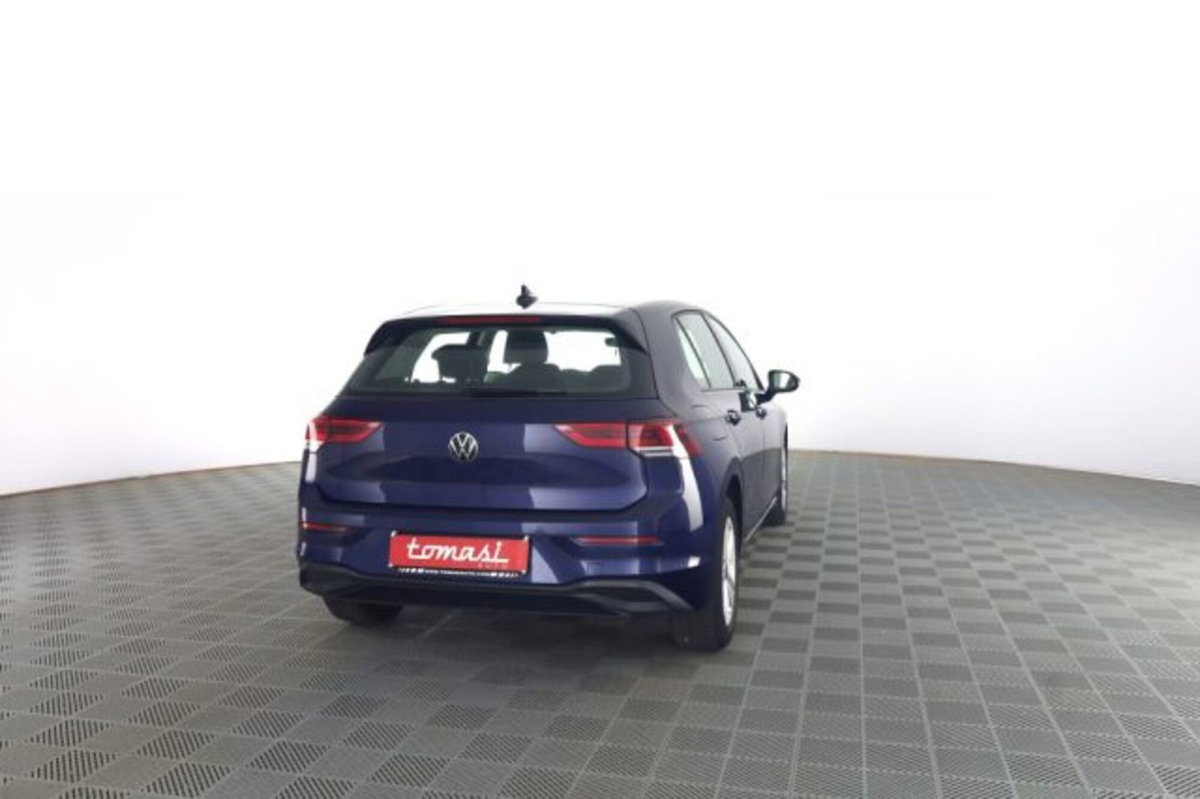 Volkswagen Golf 1.0 TSI EVO Life (5)