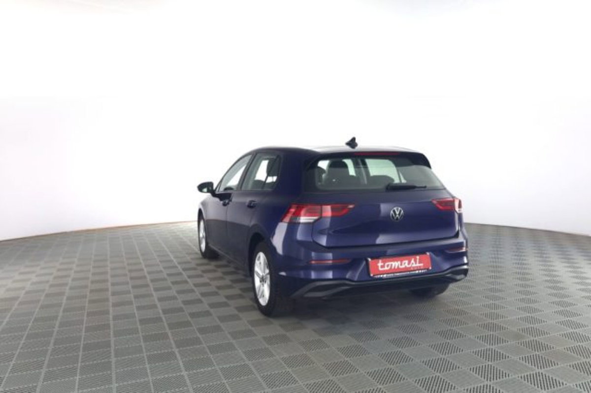Volkswagen Golf 1.0 TSI EVO Life (6)