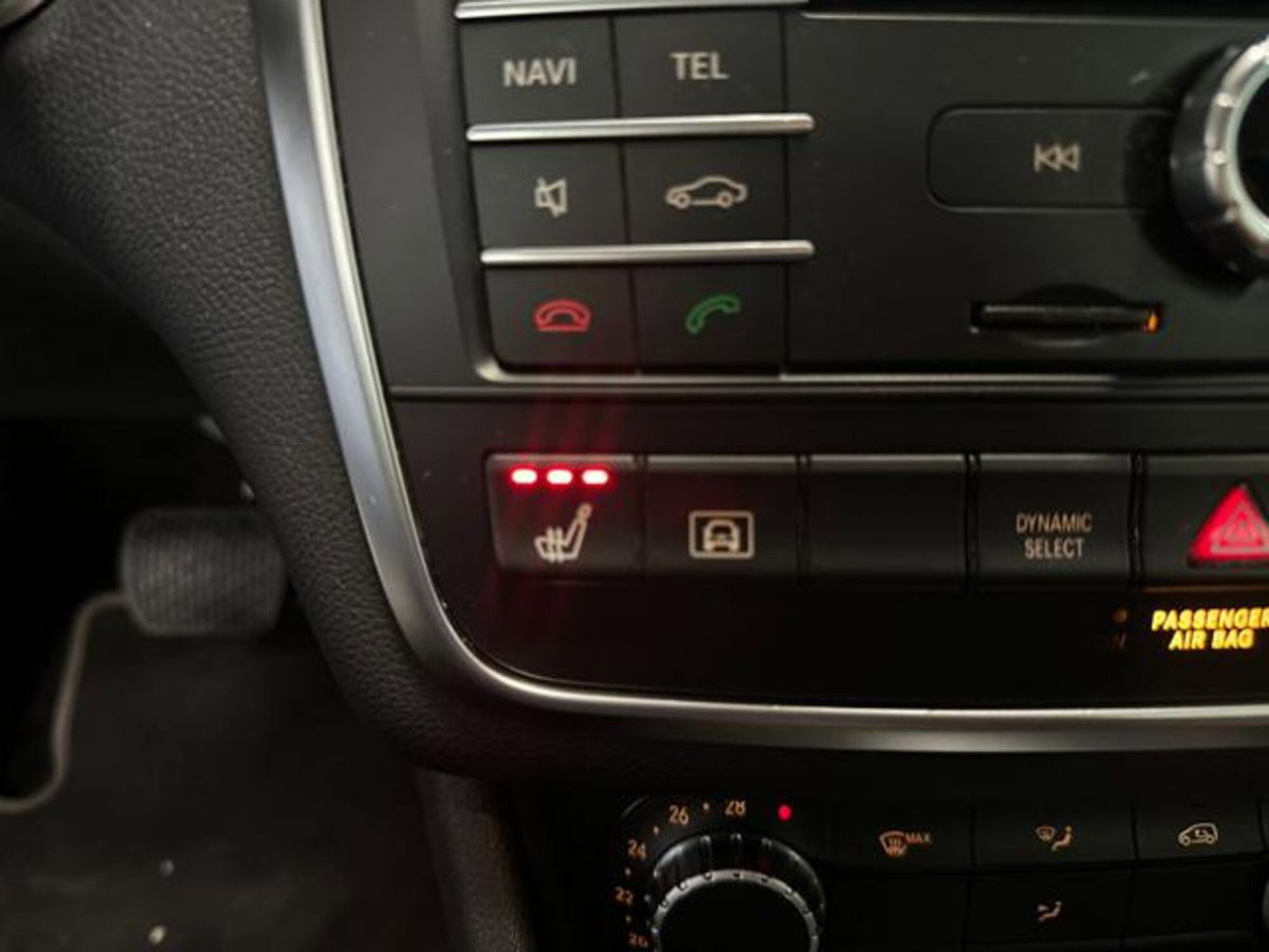 Mercedes-Benz GLA SUV 220 d Automatic 4Matic Sport (14)