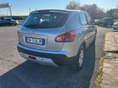 Nissan Qashqai 1.6 16V Tekna (4)
