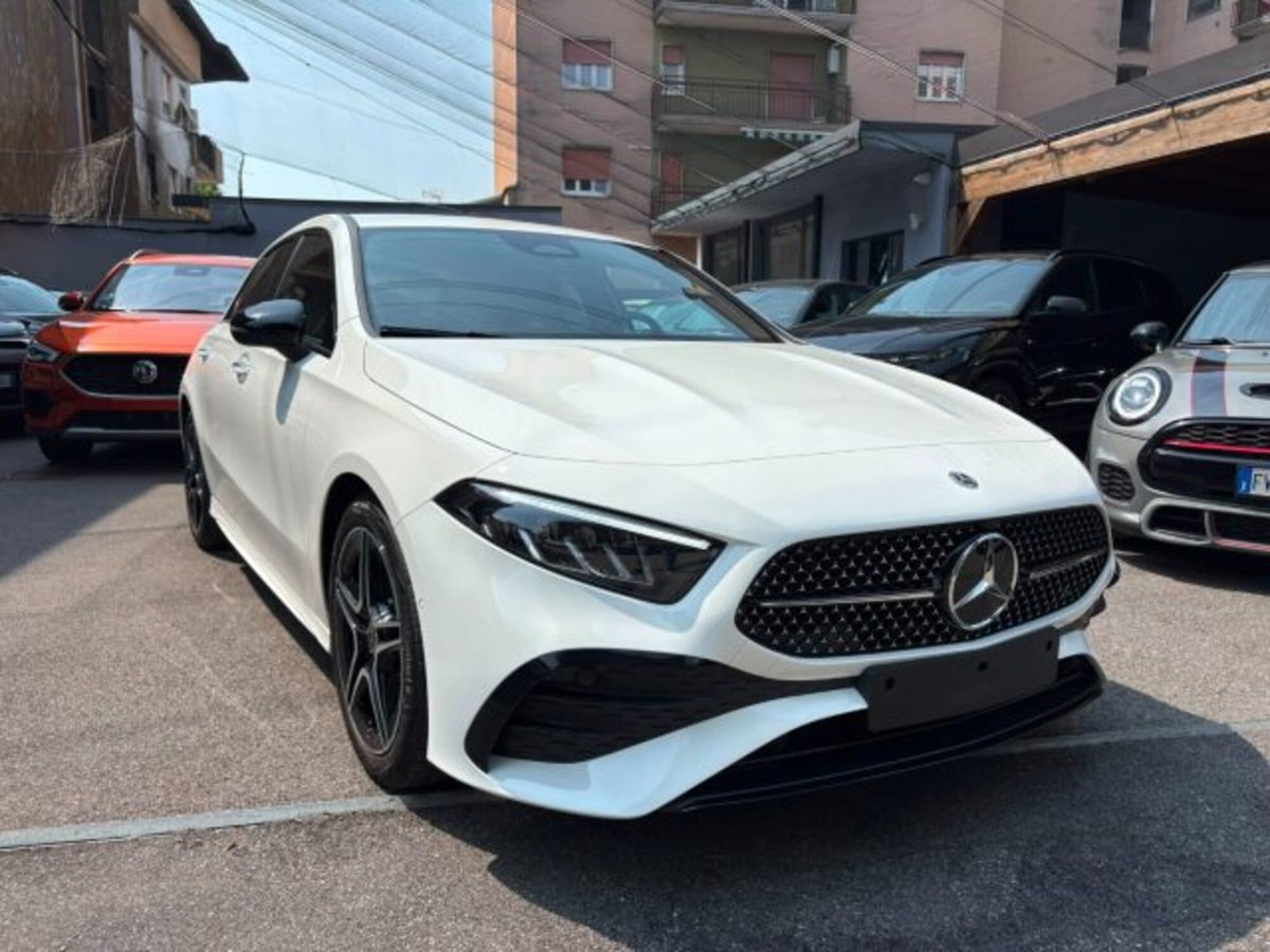 Mercedes-Benz Classe A 180 AMG Line Premium Plus auto