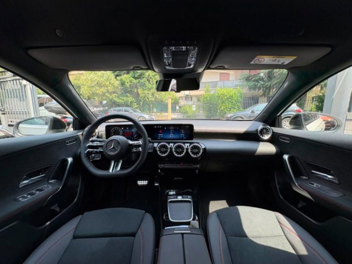 Mercedes-Benz Classe A 180 AMG Line Premium Plus auto (7)