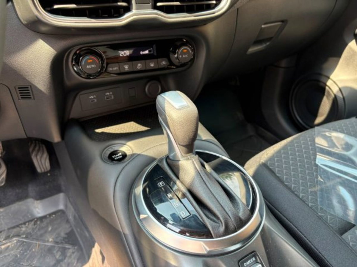 Nissan Juke 1.6 94 CV Visia (12)