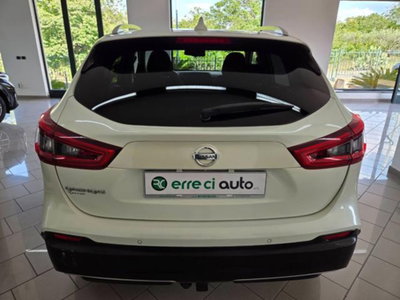 Nissan Qashqai 1.6 dCi 2WD N-Connecta (6)